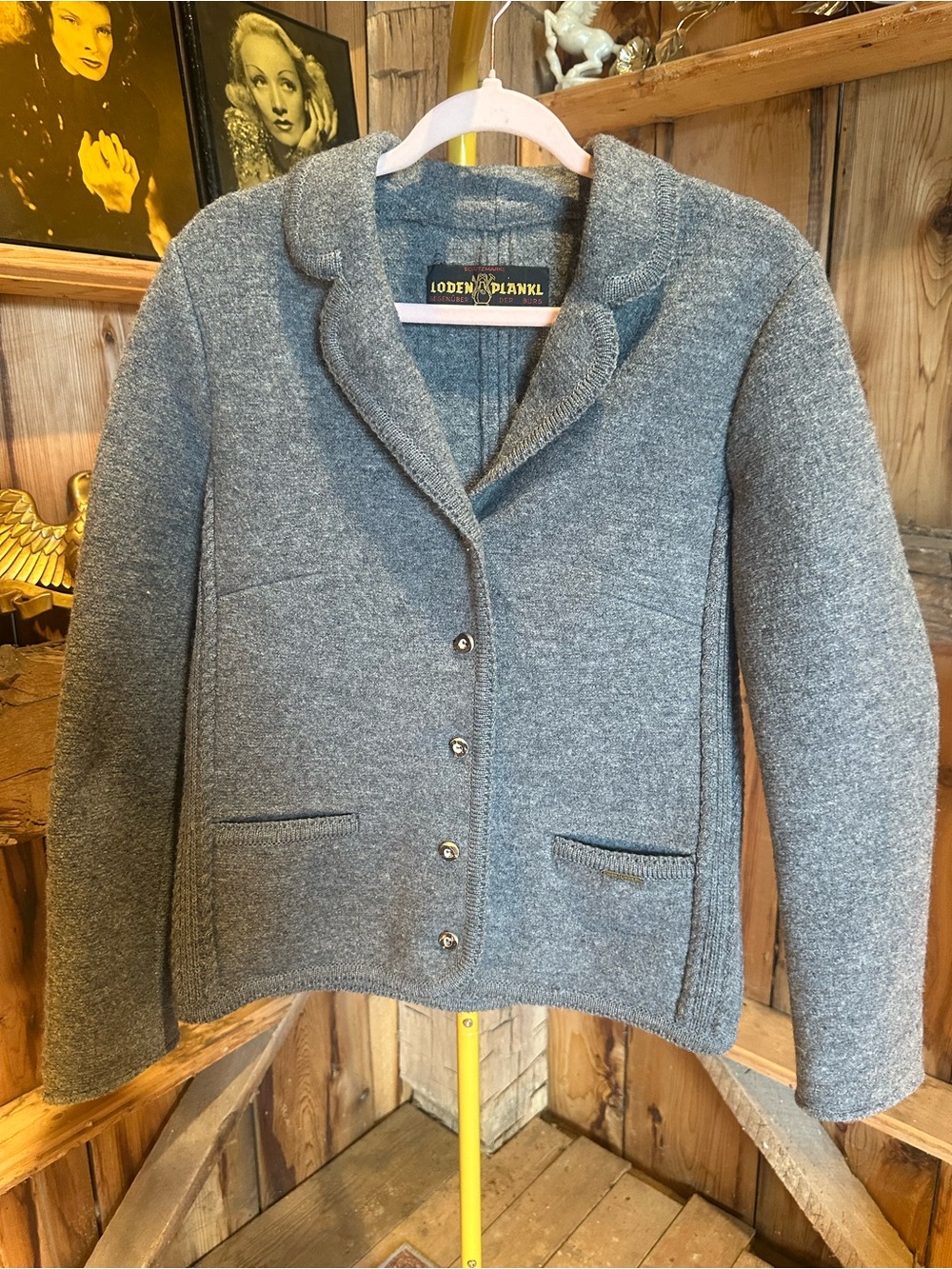 Women's Gray Wool-Blend Button Blazer